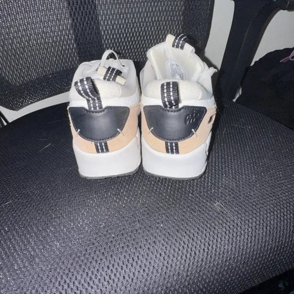 Nike White and Tan Sneakers - Picture 3 of 4